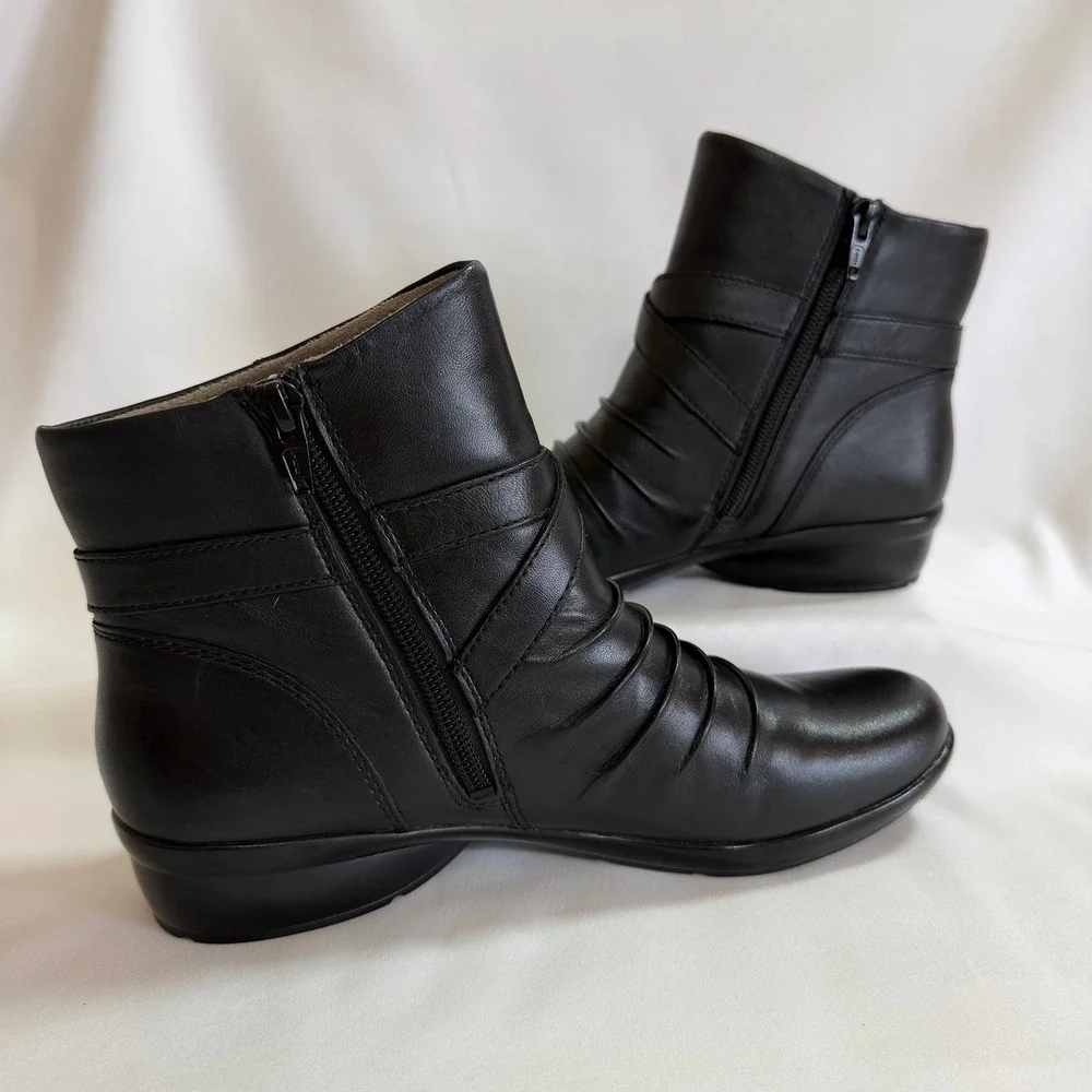 Natural Soul by Naturalizer Cycle Black Leather Ruched Ankle Boots Size 7M